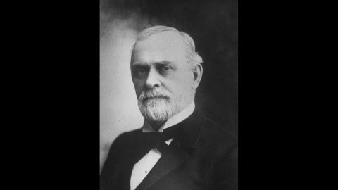 Chicago merchant and hotelier Potter Palmer established trusts for his siblings and left most of his holdings to his wife, Bertha. Among his trustees was Jane Addams, who established Hull House in 1889. Palmer died in 1902.