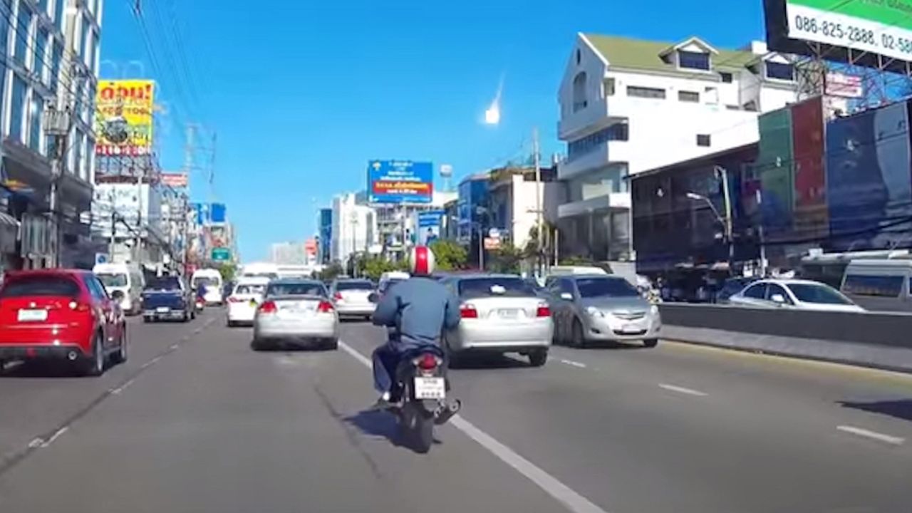 CLOSER TEASE Bangkok fireball