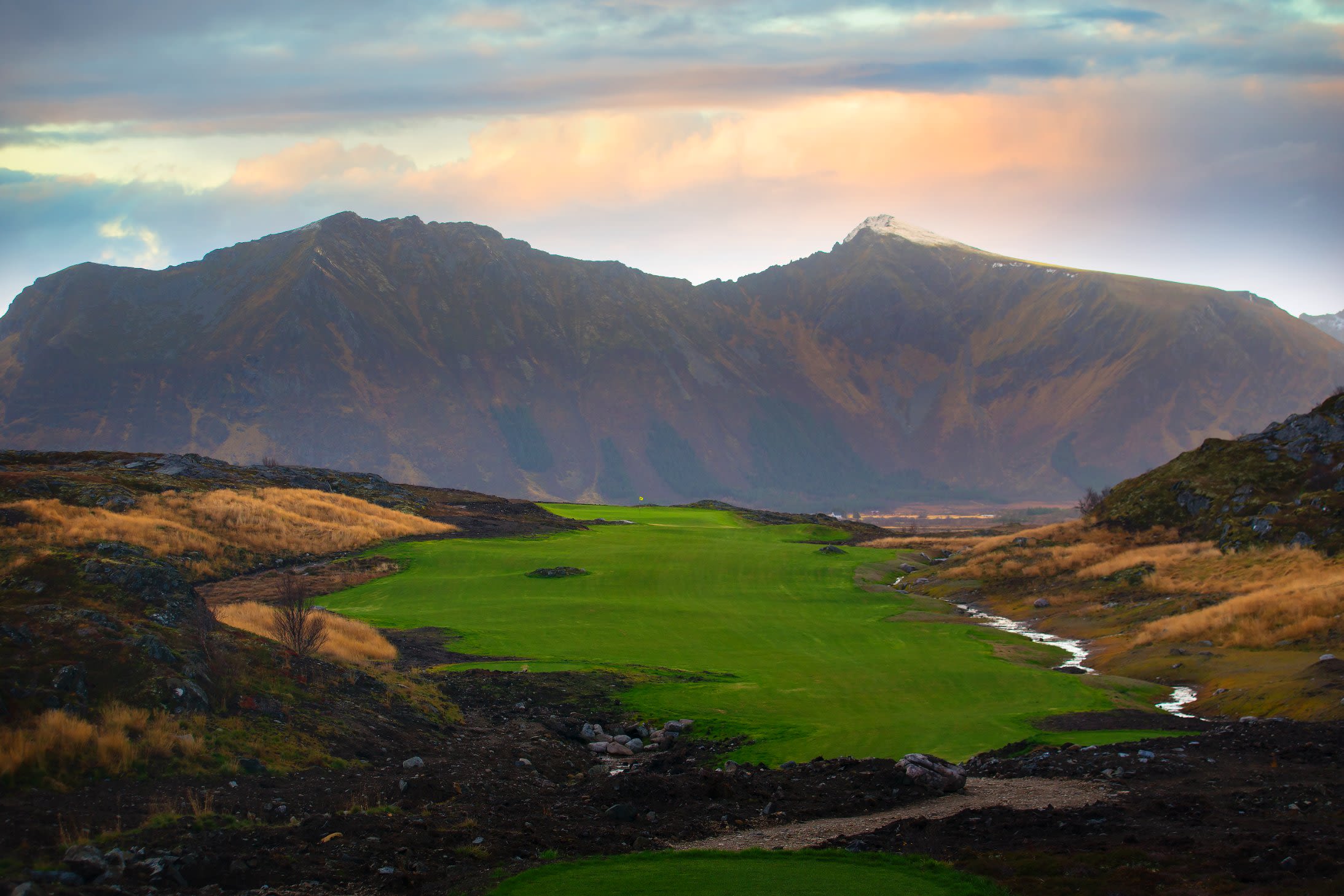 Where's your favorite course? Share your best golfing photos with us at @cnnsport on Twitter or Instagram using the hashtag #CNNLivingGolf