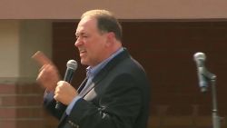 Mike Huckabee kim davis release jail_00022924.jpg