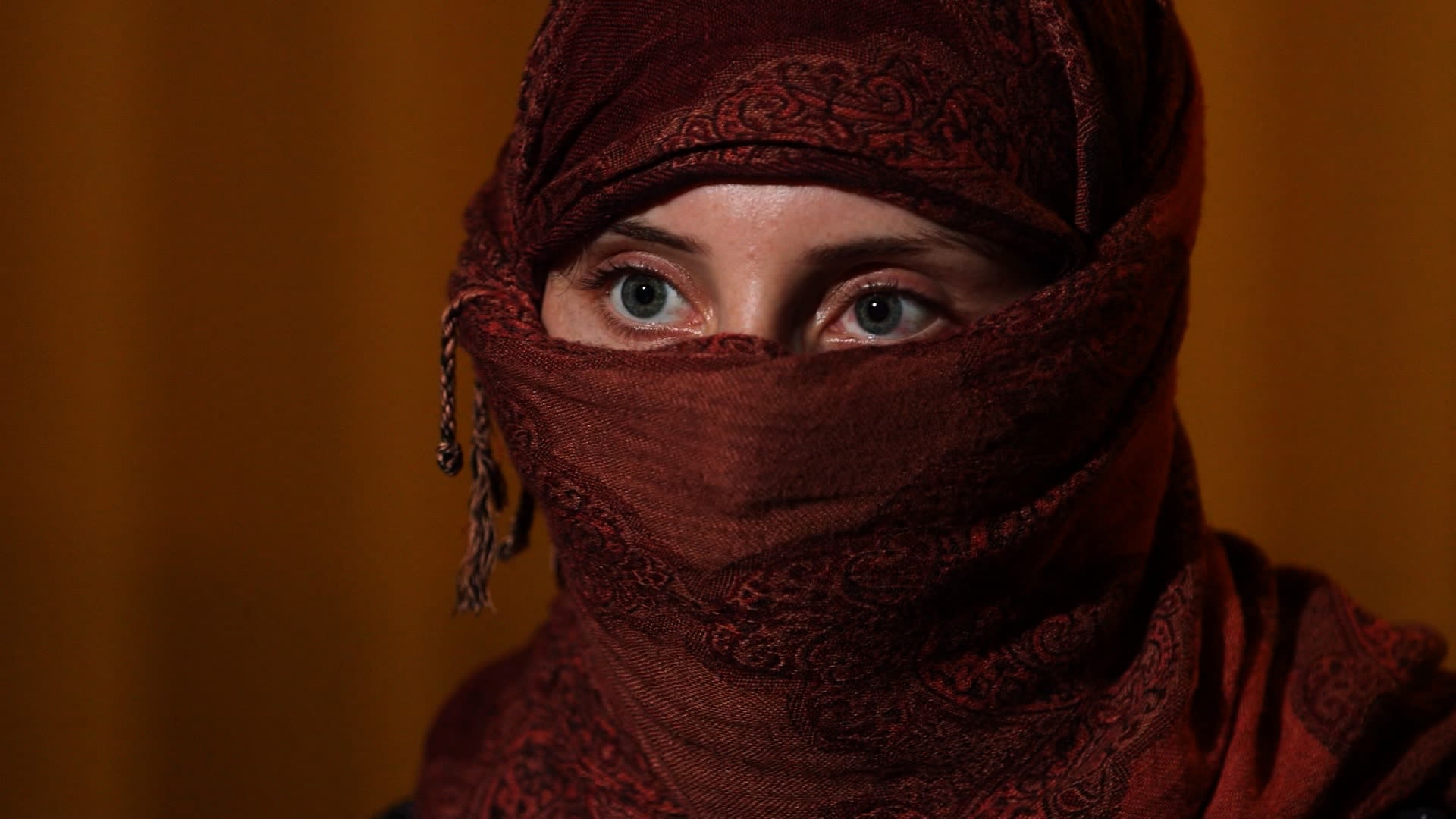 Muslim Kidnap Sex Videos - ISIS chief's slave tells how he beat her, raped hostage | CNN