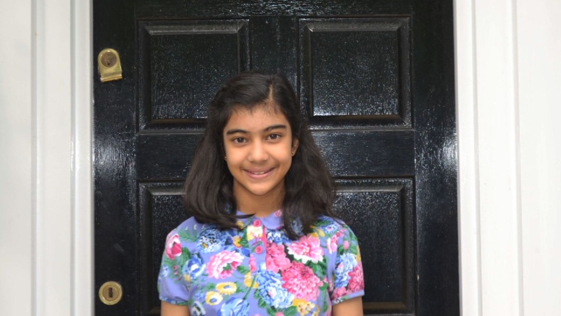 Indean Beautiful Garlixxx Video - British 12-year-old smarter than Einstein, Hawking | CNN