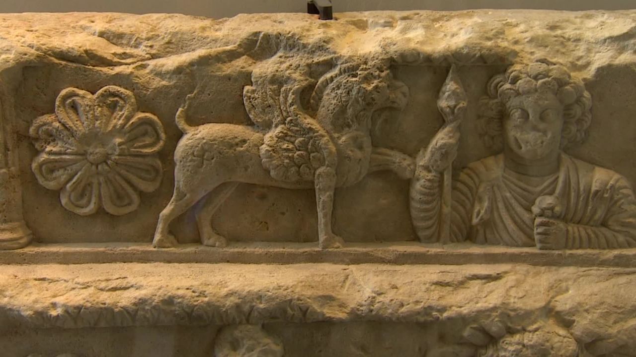 pkg amanpour louvre unesco Irina Bokova_00002010.jpg