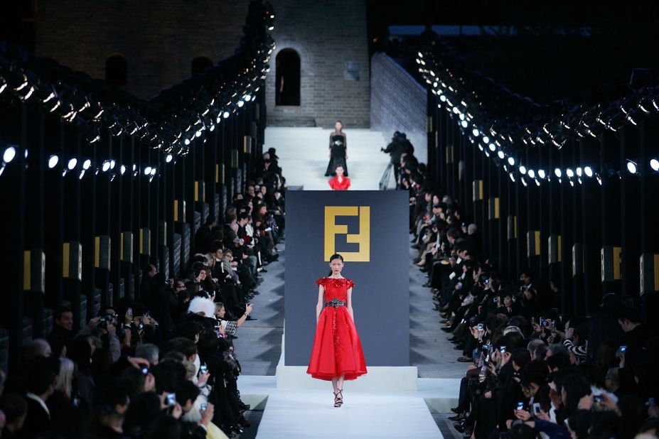 In 2007, with Karl Lagerfeld at the helm, Fendi staged one of its most magnificent fashion shows. History was made when they hosted the world's longest runway show on the ancient 1,500 mile long Great Wall of China. VIP guests from around the world were invited to attend the event, which reportedly cost the luxury fashion house around $10 million. Not actually Cruise, it featured instead a mini collection from the Spring-Summer 2008 collection. 