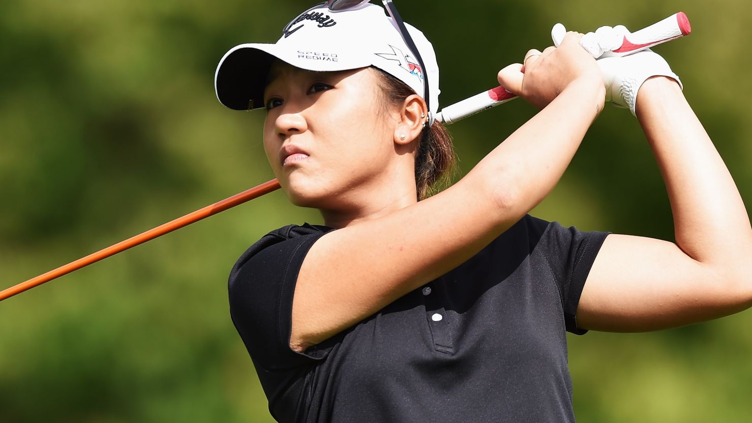 Lydia Ko stepped up her bid to make golfing history with a four-under-par 67 at the Evian Championship in France.