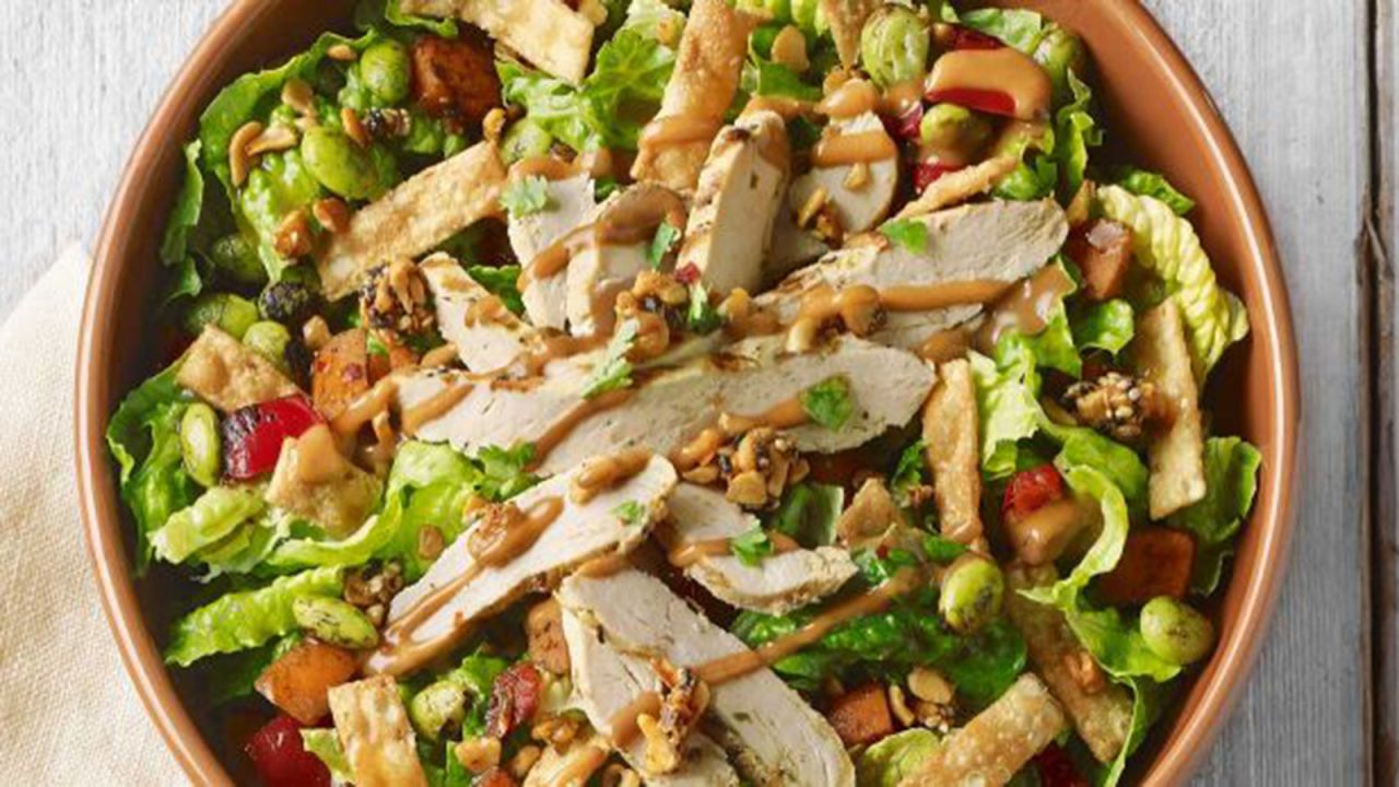 Panera Bread earned 35 points out of a possible 36 and earned a grade of A. The company responded to the rating, saying: "More than a decade ago, we started serving chicken raised without antibiotics -- ahead of the industry. We're glad to see that others have followed and proud to have extended our commitment to all of the chicken, ham, bacon, sausage and roasted turkey on our salads and sandwiches."