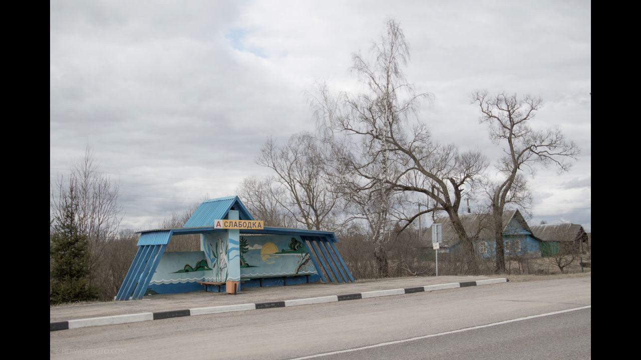 Herwig began shooting bus shelters using a film SLR camera. Later in Kazakhstan he carried a 6 megapixel digital camera. On later travels he used a Canon 5D.