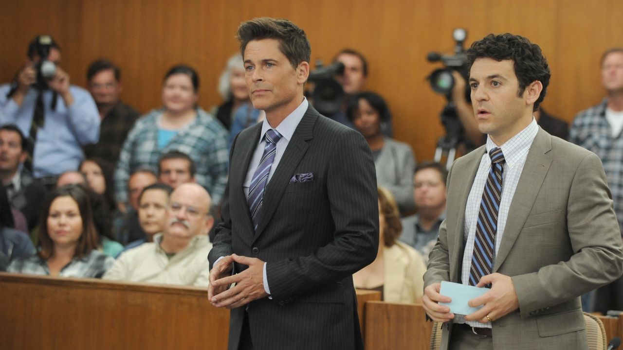 Rob Lowe and Fred Savage on Fox's "The Grinder."