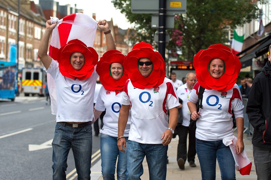 These England fans are coming up smelling of roses.
