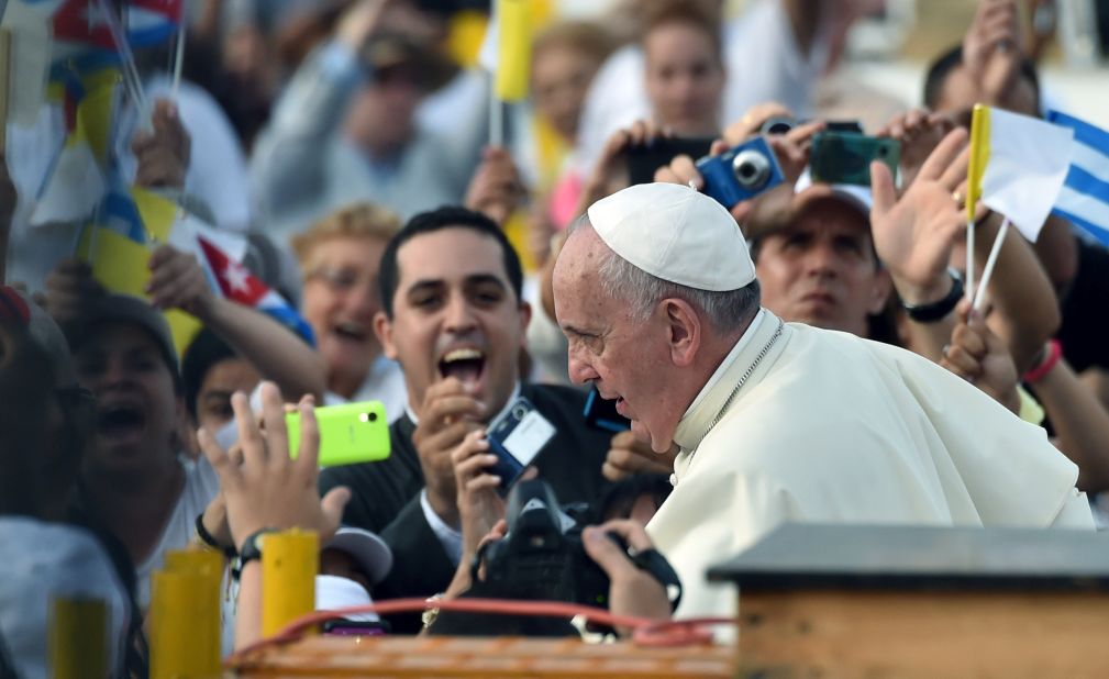 Pope Francis arrives at Revolution Square on September 20.