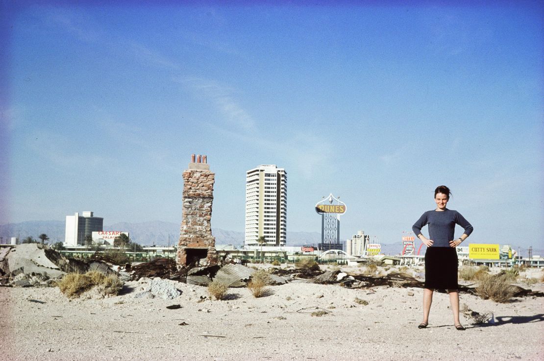 Denise Scott Brown pictured outside Las Vegas in 1966. 
