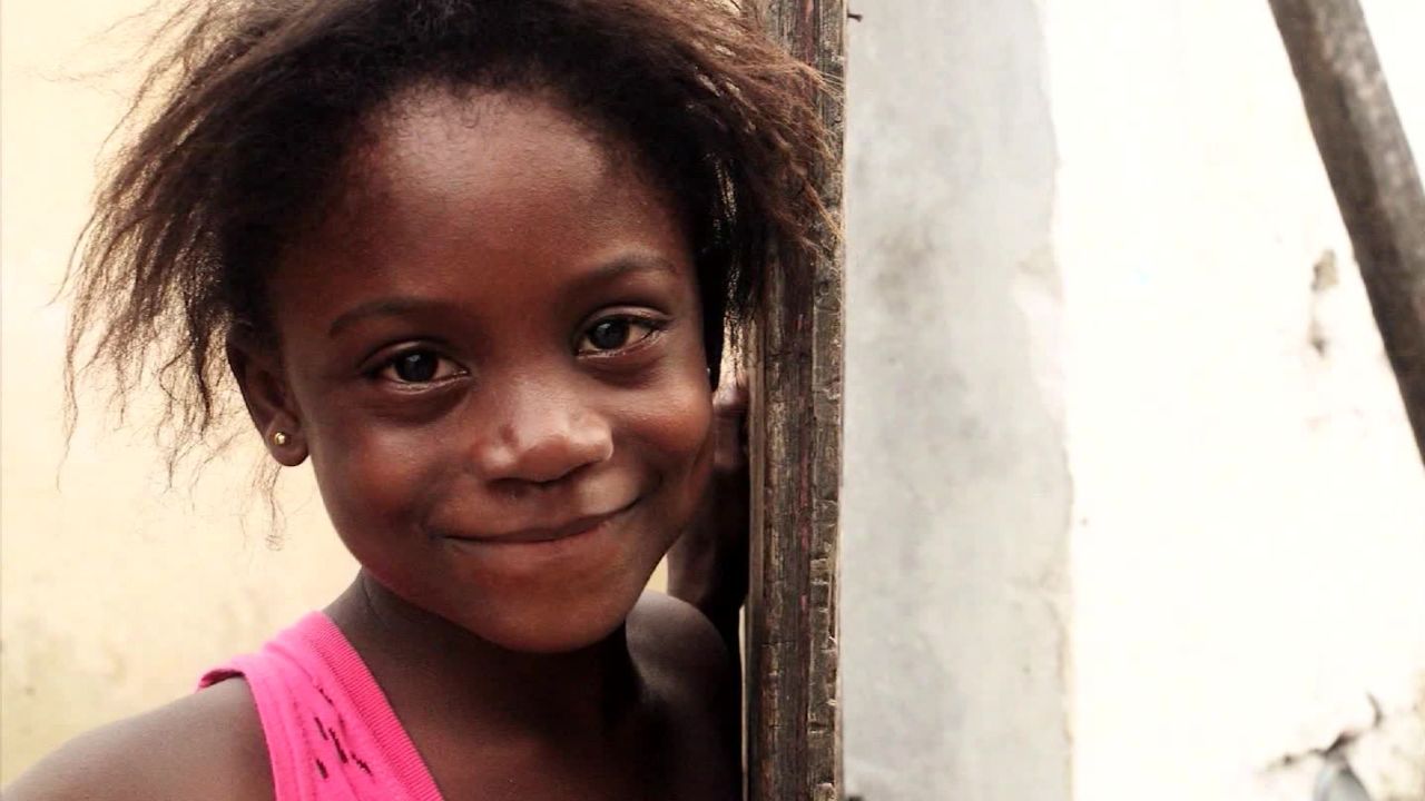 Isha Sesay and John Vause anchor CNN Newsroom live from LA CNN