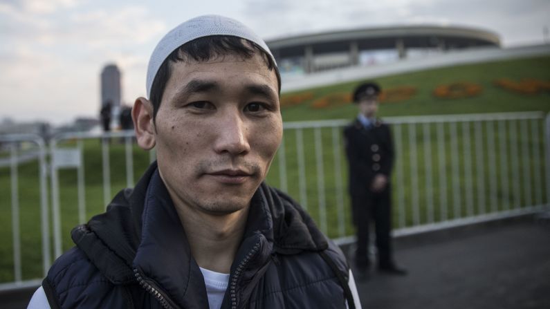 On Wednesday Russia opened the new Moscow Cathedral Mosque to coincide with Eid al-Adha celebrations. We asked Moscow's Muslims to tell us what  the day means to them. Kurban Eshmakov is from Kyzgyzstan and works as a sweeper in a Moscow office. "It is a great feast for us," he says. "People are being treated, I am full of joy about it."