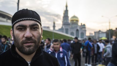 Izet Miskhi is from Bosnia-Herzegovina and works at a construction site in Moscow. He has lived here for 25 years and says Eid al-Adha (feast of sacrifice) is "the most important day for Muslims."