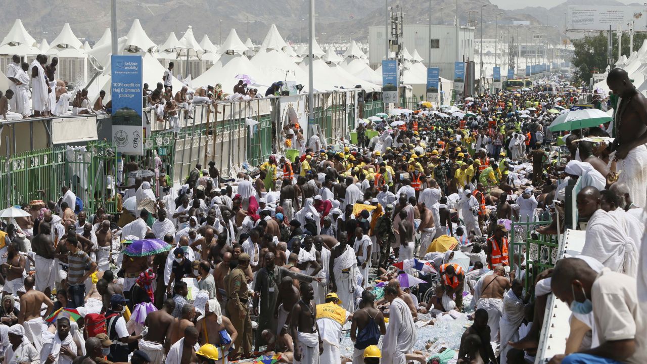 Muslim pilgrims and rescuers gather around victims of <a href="http://www.cnn.com/2015/09/24/world/gallery/saudi-arabia-stampede/index.html" target="_blank">a stampede in Mina, Saudi Arabia,</a> on Thursday, September 24. Hundreds were killed during one of the last rituals of the Hajj, which is the annual Islamic pilgrimage to the holy city of Mecca, Saudi Arabia.