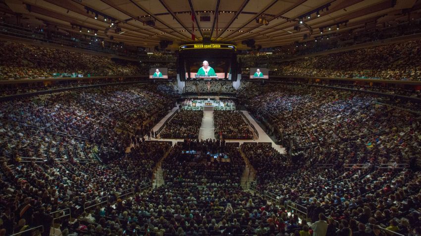 NEW YORK, NY - SEPTEMBER 25: Pope Francis celebrates Mass at Madison Square Garden on September 25, 2015 in New York City. The Pope is on a six-day visit to the U.S., with stops in Washington DC, New York City and Philadelphia. (Photo by Michael Appleton-Pool/Getty Images)