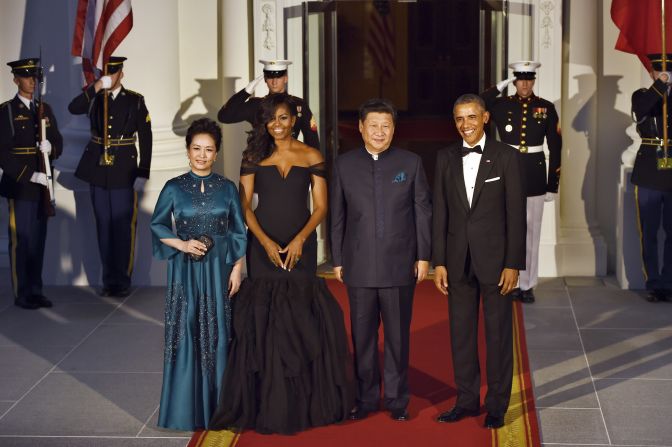 President Barack Obama and first lady Michelle Obama welcome Chinese President Xi Jinping and his wife, Peng Liyuan, to the White House for a state dinner on Friday, September 25.