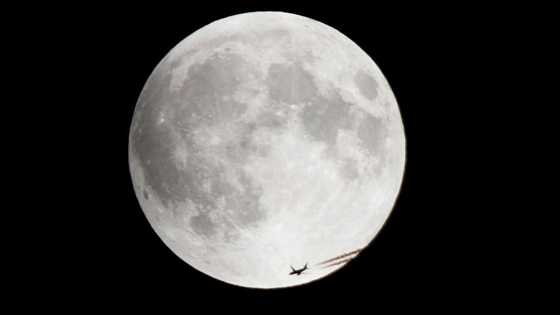 Full moon may disrupt sleep, study says