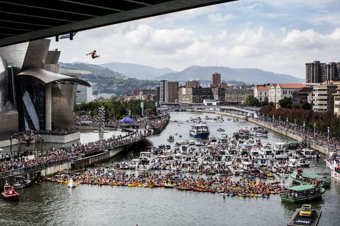 The series allows some of the bravest divers in the world to compete in natural and urban surroundings, including remote and iconic venues across South America, U.S. and Europe between April and September.