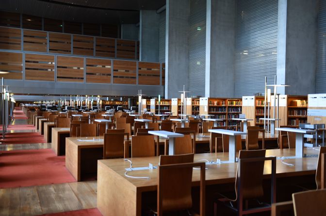 "This relationship with the earth is complex, and it contradicts the usual Modernist tenets."