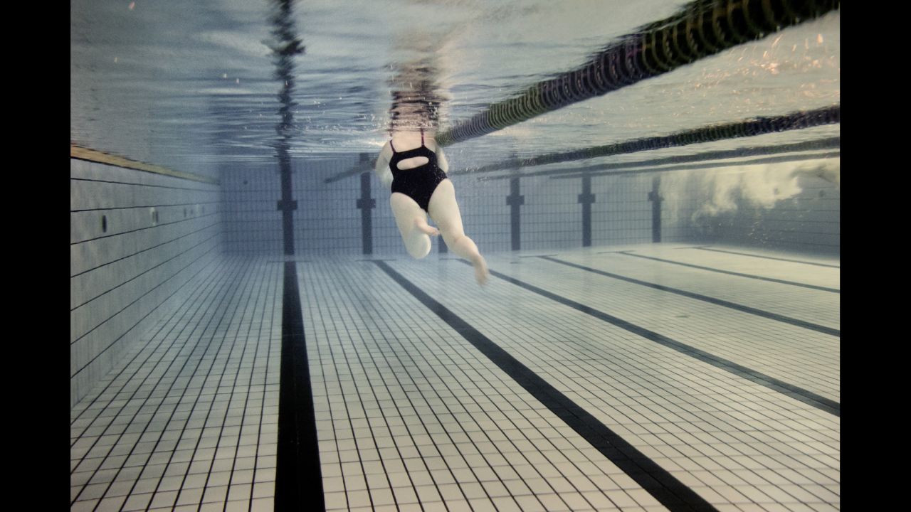 Monia swims in Sulmona in 2014.