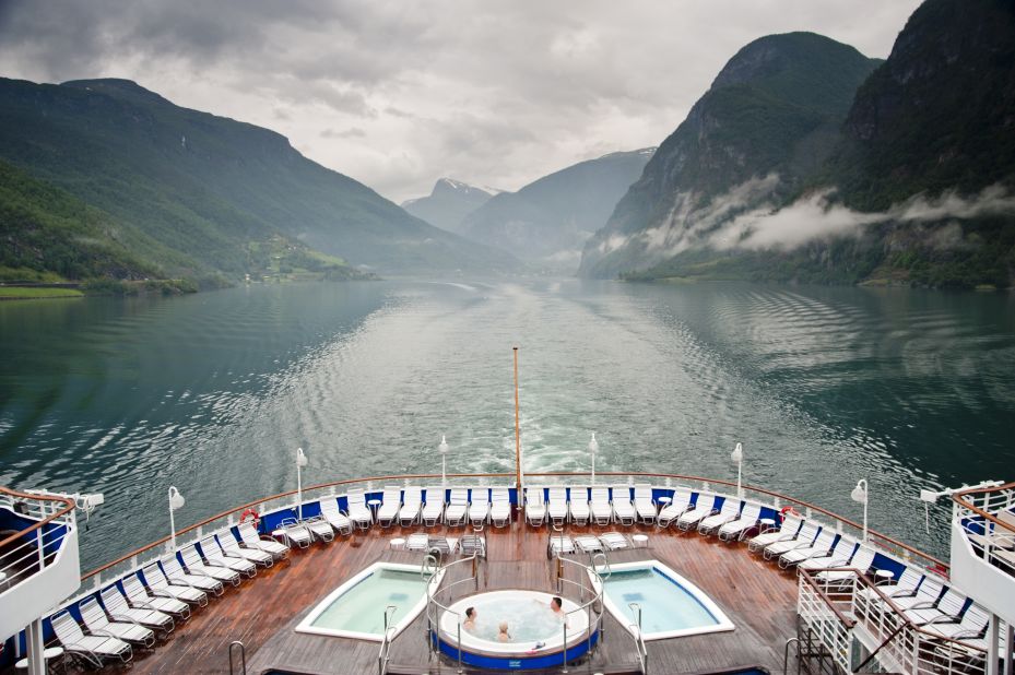 Fancy popping over to Europe and boarding a cruise from the UK? Well, here are the best ships to book onto according to the folks at CruiseCritic.co.uk. They also gave out their awards for 2015 Monday -- and there's plenty of style and swagger sailing around.