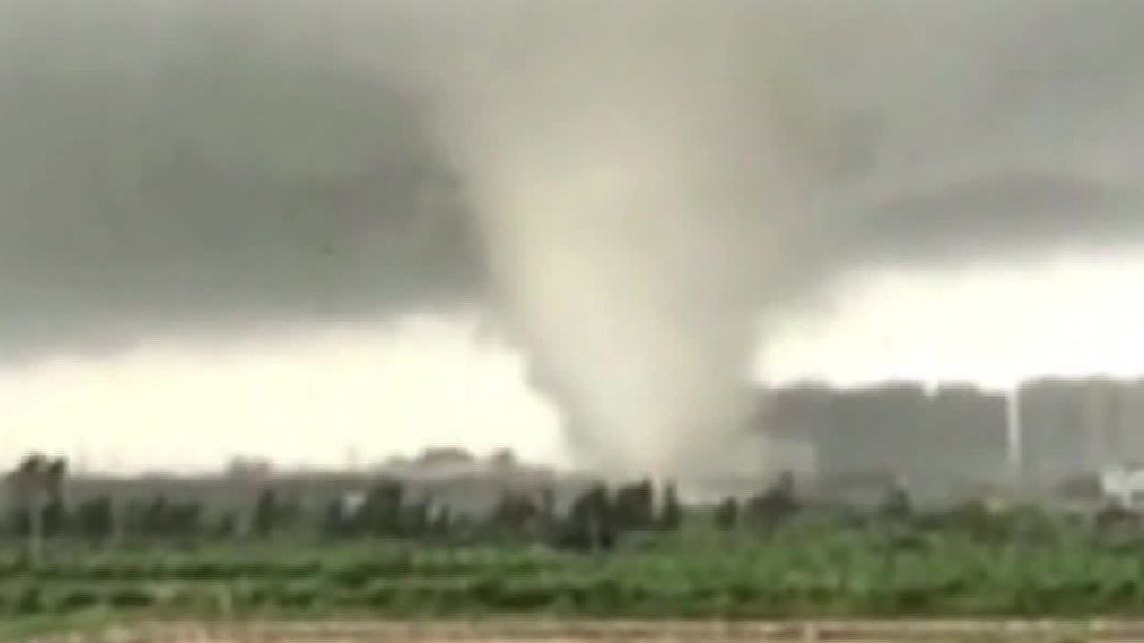 china tornado sater lklv_00005112.jpg