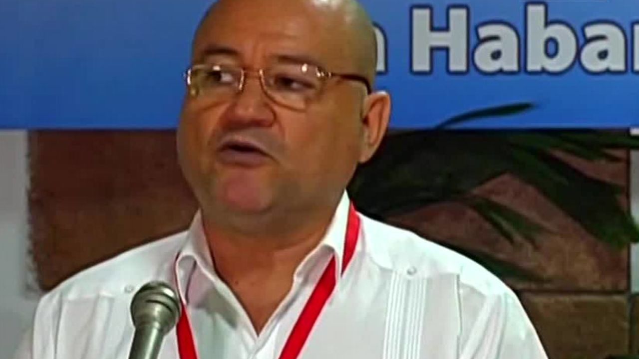 cnnee vo cafe colombia carlos antonio lozada peace farc _00010503.jpg