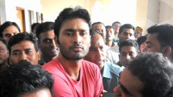 udas bangladeshi cricketer surrenders_00001425.jpg
