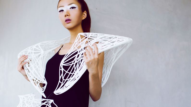 A 3D printed fashion series featured work by WAX Architects, ASW Workshop, Nanjing 3D Printing Institute, Nanjing Fine Art School and designer NE-TIGER. Wearable designs included 3D printed wings, a spinal brace, and an extreme-sports backpack. 