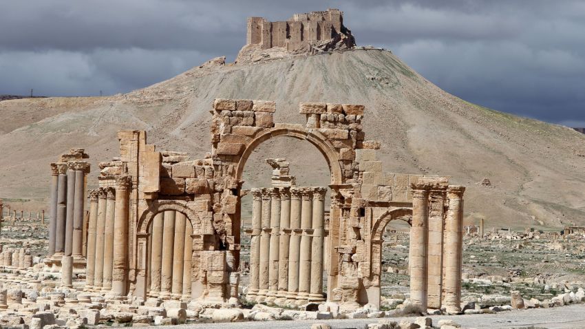 The Arch of Triumph in the ancient Syrian city of Palmyra was built 2,000 years ago.