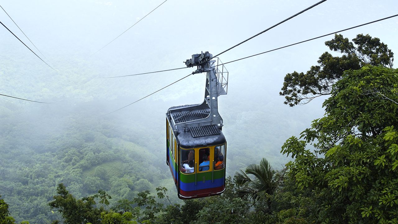 A popular excursion in Puerto Plata is the "teleferico" tour. Panoramic views of the city and ocean can be seen from the cable cars. A massive statue of Jesus Christ stands at the top of Mount Isabel de Torres.