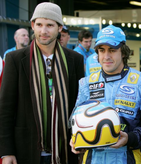 If the book is made into a film, Webber picks fellow Australian and actor Eric Bana to play the lead. Bana meets Renault's double world champion Fernando Alonso in 2008. Both are good friends with Webber.