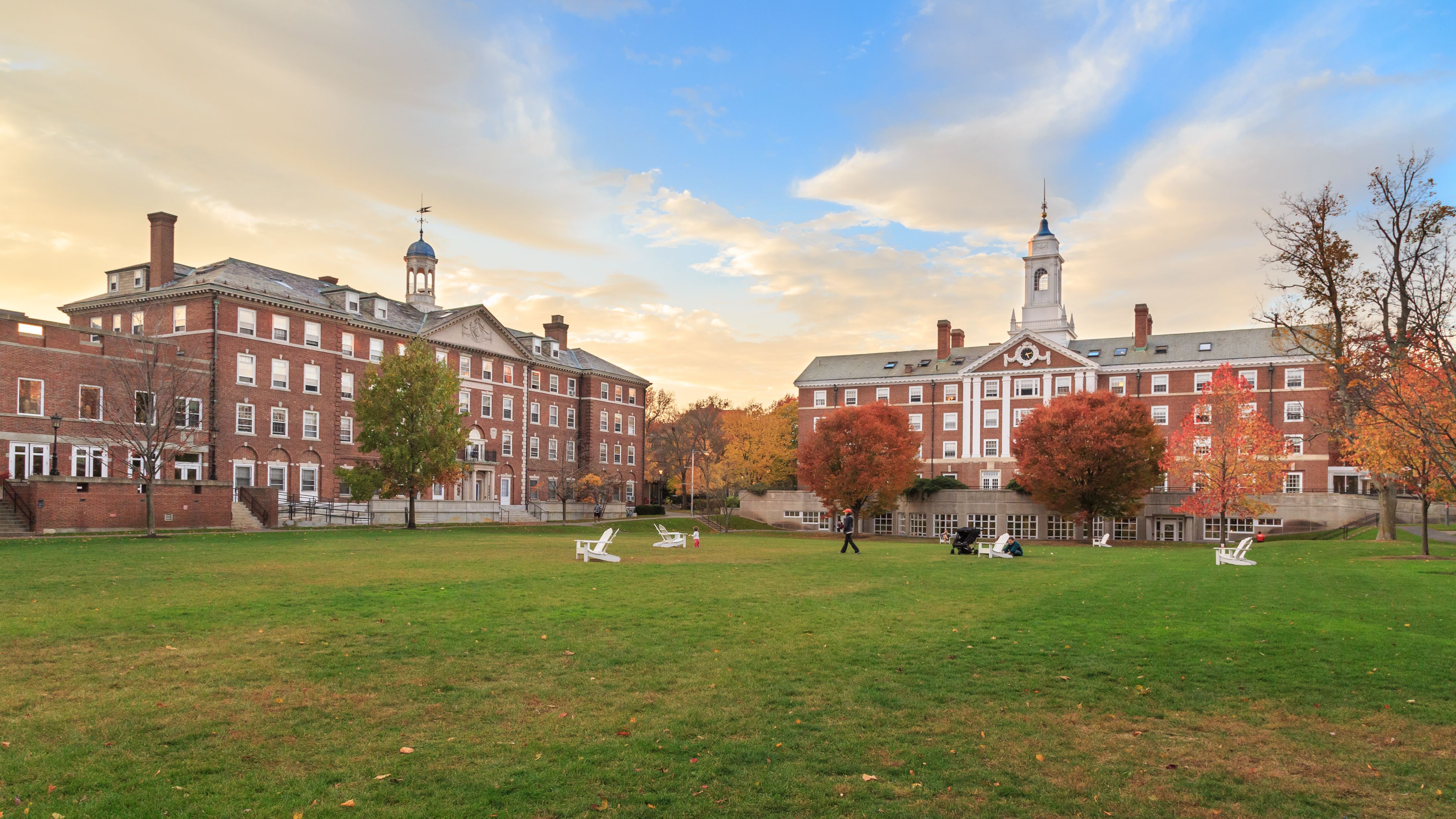Ranked 11th in U.S., Debate Team Joins Top 10 at Harvard Tournament