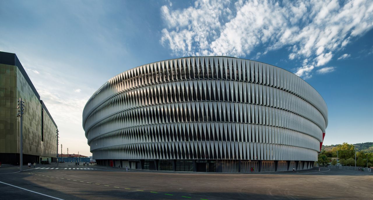 One of the design's key features is its dynamic facade. It was made using a repetition of twisted ETFE (ethylene tetrafluoroethylene) -- a durable, highly transparent material. Clive Lewis, the senior director of AECOM Global Sport, points to the use of repeating patterns in facade treatment, as one of the trends in sports architecture. 