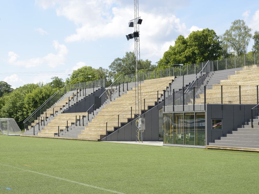 The redevelopment of this facility was an initiative taken on by the IFC Lidingö Football club. The challenge of architects was to create an advanced and well-functioning sports center with limited budget means. Innovative multipurpose design concepts -- such as seating stands that double as a roof over a coffee shop, were employed.