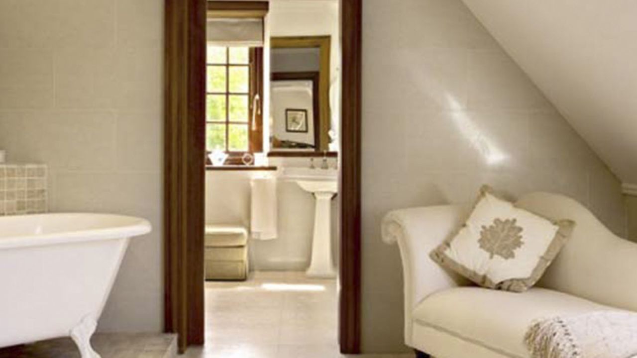 Steenberg Hotel: Vineyards are only a window away.