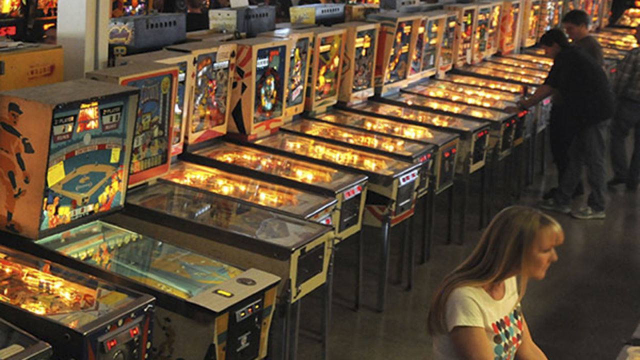 Games cost 25 cents for older machines, 50 cents for newer ones, per play.