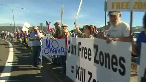 president obama in oregon dnt lead sidner _00003917.jpg