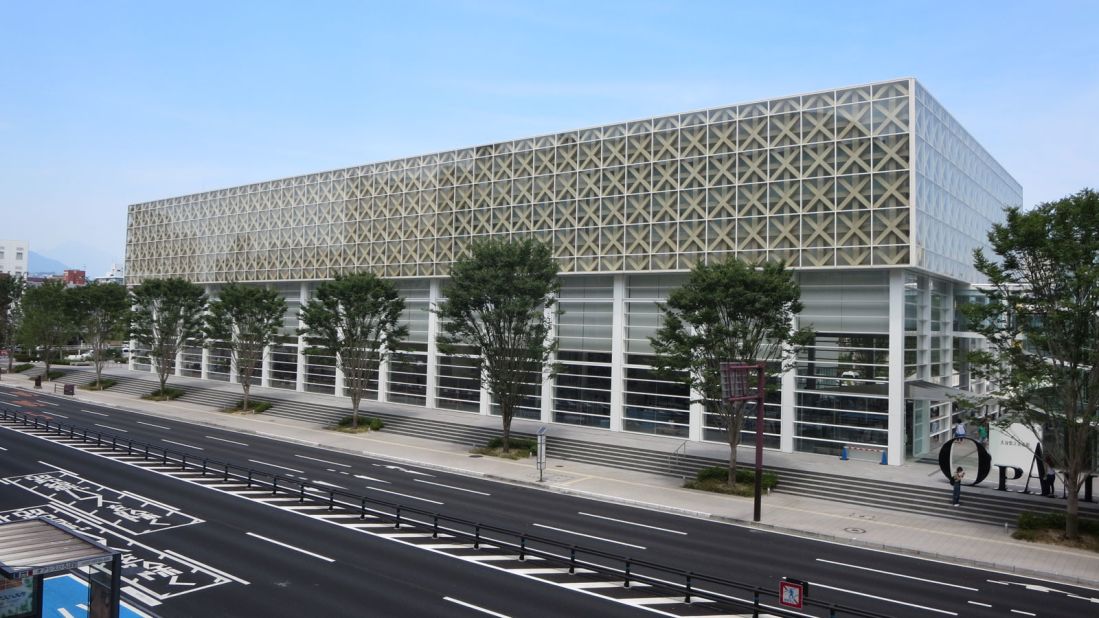Designed by architect Shigeru Ban, the Oita Prefectural Art Museum opened in Japan earlier this year. Its lattice design is inspired by traditional Japanese bamboo craft. 