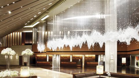 Shilla lobby sparkle.