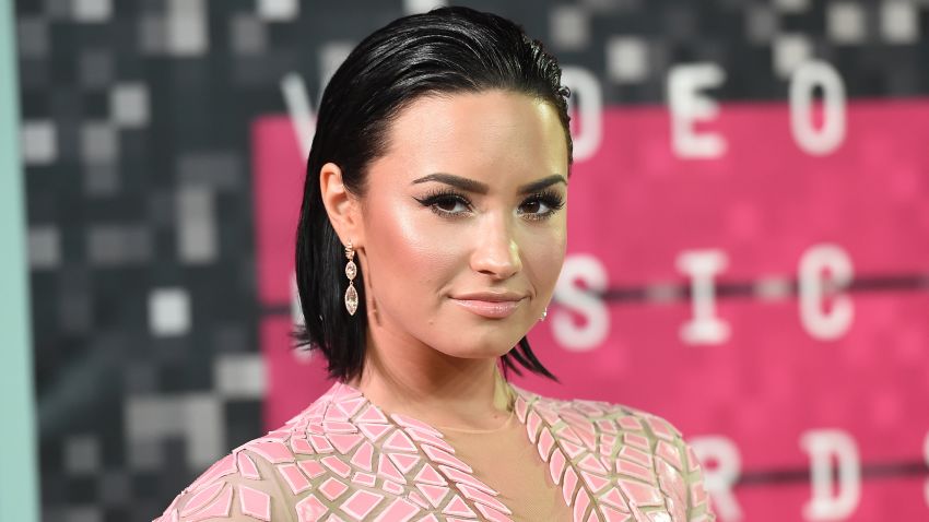 Singer Demi Lovato attends the 2015 MTV Video Music Awards at Microsoft Theater on August 30, 2015 in Los Angeles, California.  