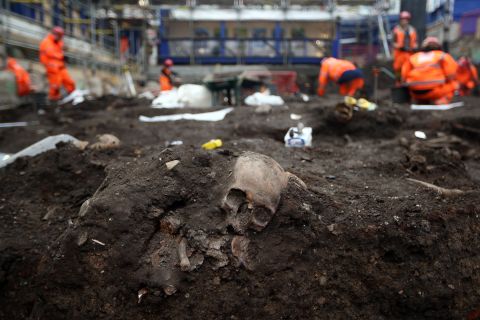 Work on Crossrail has also led to <a href="http://edition.cnn.com/2013/10/02/world/europe/uk-crossrail-roman-skulls/index.html">some rather grizzly discoveries</a>. This skull was found during works at Liverpool Street Stations. It is thought to be one of more than 20,000 burials from Bedlam hospital between 1569 and 1738.   