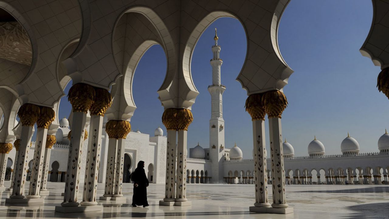 Sheikh Zayed Mosque, the largest mosque in the UAE, is just the start of Abu Dhabi's dazzling sites.