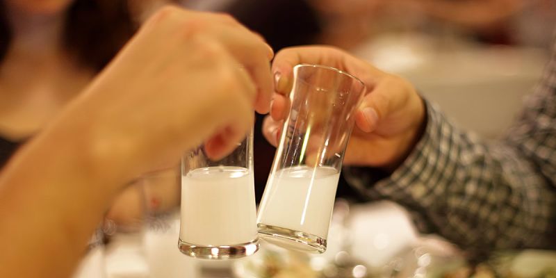 How to drink raki A crash course in Turkey s signature drink CNN