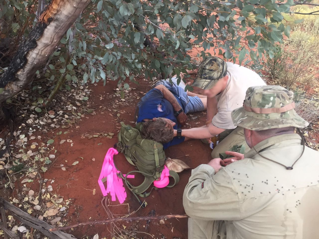A hunter survived six days without water in a huge Australian desert by eating black ants, police said.