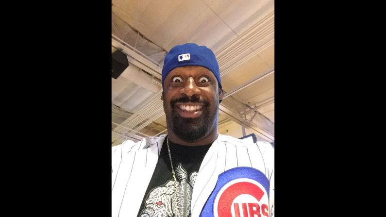 "Let's go @Cubs," <a href="https://twitter.com/donovanjmcnabb/status/652565465315696640" target="_blank" target="_blank">tweeted former football star Donovan McNabb</a> before the Chicago Cubs' playoff game on Friday, October 9.