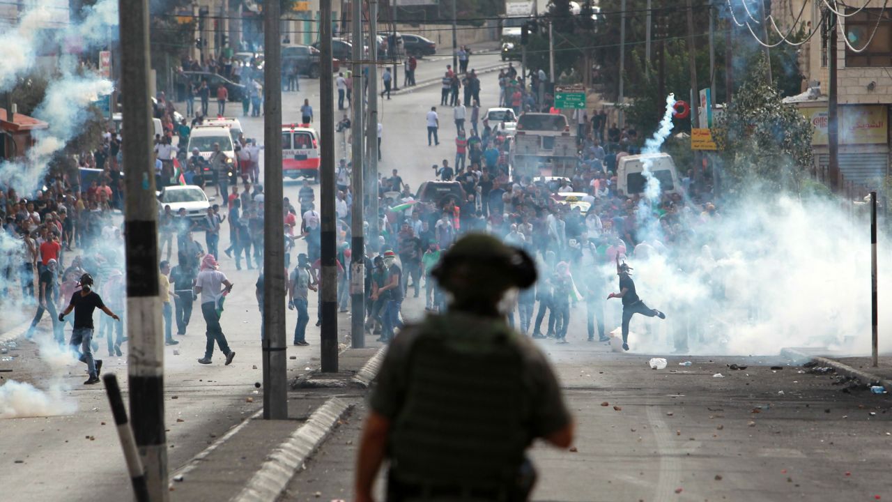 A spate of clashes broke out in 2015 between Israeli security forces and Palestinian protesters.