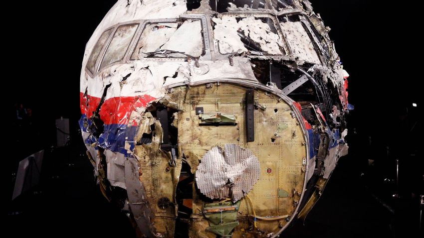 GILZE-RIJEN, NETHERLANDS - OCTOBER 13:  A general view of the cockpit wreckage at the Gilze-Rijen Military Base on October 13, 2015 in Gilze-Rijen, Netherlands. The reports focus on four subjects: the cause of the crash, the issue of flying over conflict areas, the question why Dutch surviving relatives of the victims had to wait two to four days before receiving confirmation from the Dutch authorities that their loved ones were on board flight MH17, and lastly the question to what extent the occupants of flight MH17 were consciously of the crash.  (Photo by Dean Mouhtaropoulos/Getty Images)