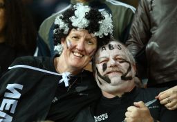Pippa Chard and Craig Lockwood at the NZ-Tonga game in Newcastle.  